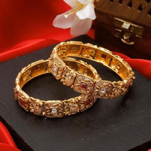 Traditional bangle