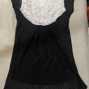 price drop Empire black and white top