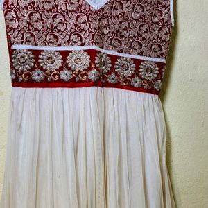 A White Coloured Kurti