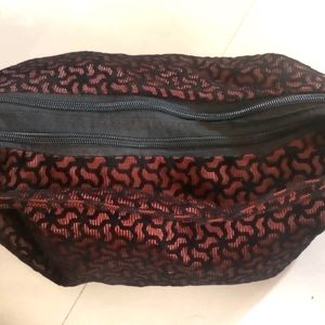 New velvet never used Handbag for women, Girls