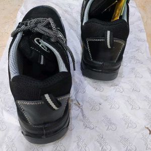 AC 1156, Special Edition Men's Sporty Safety Shoes