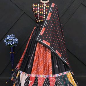 Garba Spcl Chaniya Choli Showroom Pcs