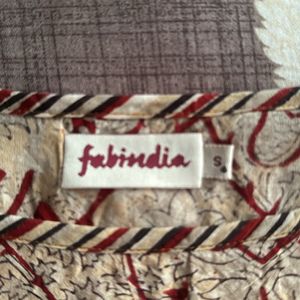 Beautiful Fabindia Top In Pristine Condition