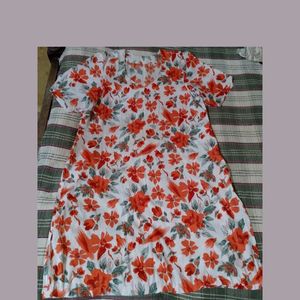 Woman's Floral Print Kurta