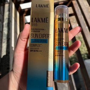 Lakme Sun Expert 1% Hyaluronic Sunscreen, SPF 50 P