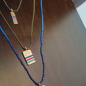 Forver21 Blue & Gold Necklace Chain