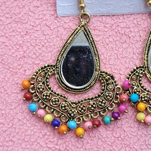 2 Earrings Set