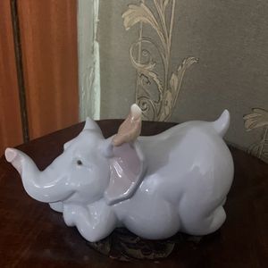 Price Drop!!Nao By Lladro Elephant✨