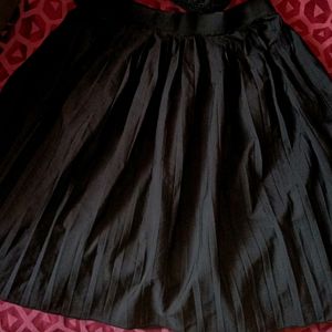 A Line Black Skirt