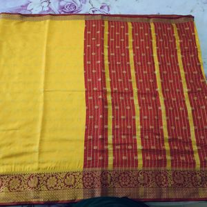 Yellow Saree With Blouse