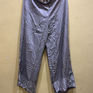 Avaasa Grey Palazzo Size L