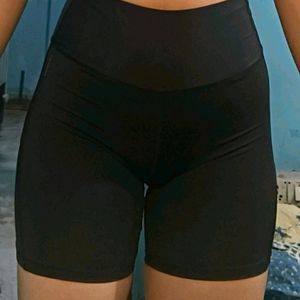 Black Shorts For Gym And Yoga (Gym Tights)