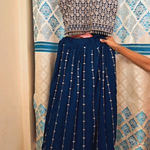 Blue Heavy Lehenga  With Can