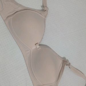 Soft fabric_comfertable bra