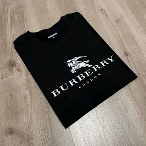 Burberry Tshirt