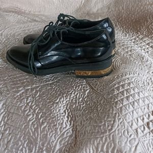 Patent Black Shoe, High Quality