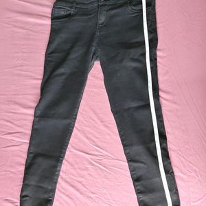 Black Freesize Stretchable Jeans