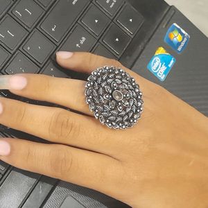 Beautiful Oxidized Large Rings