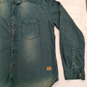 Roadster Denim Jeans Shirt. New Condition. L Size