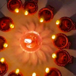 24 Reflecting Diyas