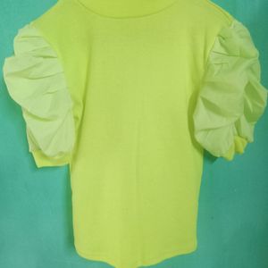 Trendy Puffy Top