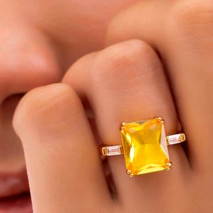 Refined Topaz Rectangle Crystal AD Ring (Adjustabl