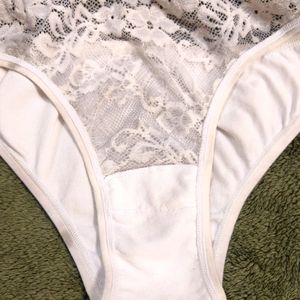 🩲 2 SEXY LACE GIRL THONG ✅ Good Conditions 😍