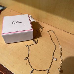 Giva Necklace