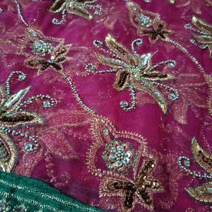 Net Full Of Zari Work Saree Perfect For Wedding