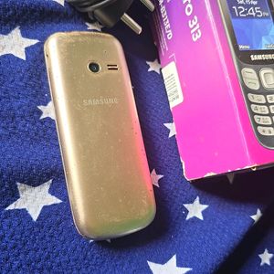 Samsung Metro 313 Mobile with Charger