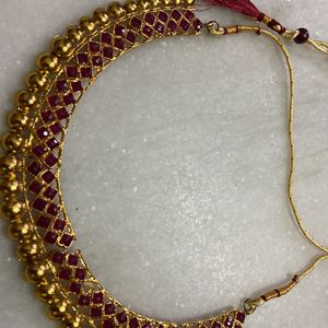 GOLDEN RED NECKLACE