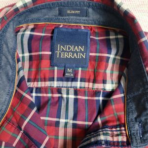 INDIAN TERRAIN Men Checked Slim Fit Casual Shirt