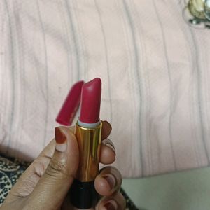 ADS Lipstick In Pinkish Shade