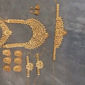 Golden Bridal Jewellery Set