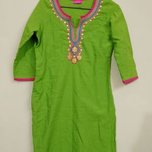 Green Straight Kurta