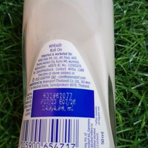 pack of 1 nivea deodorant natural glow roll-on