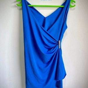 A Cute Beautiful Blue Sleeveless Top