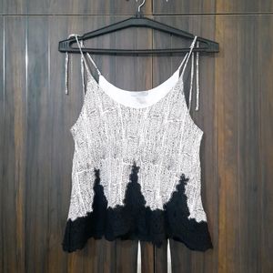 H&M OPEN-NECK TOP