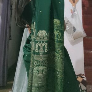 Dark Green 💚 Saree