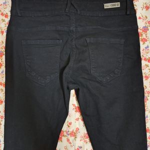 Women's Black Rigged/Distressed Jeans