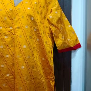 Silk Kurta With Red Duppata