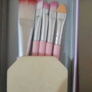 Make Up Brushes