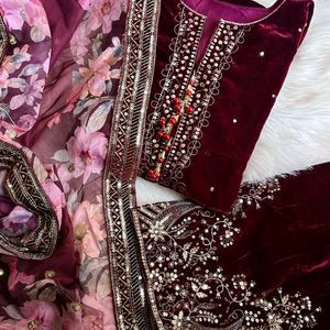 Velvet Pakistani suit