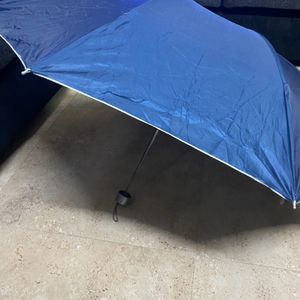 Brand New Trifold Umbrella With Cover