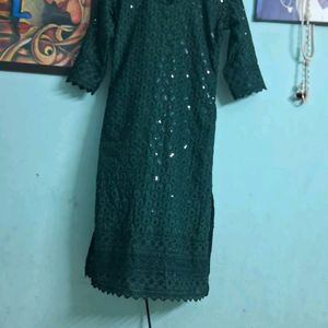 ELEGANT GREEN CHIKANKARI KURTI WITH MIRROR