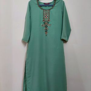 Green kurta set