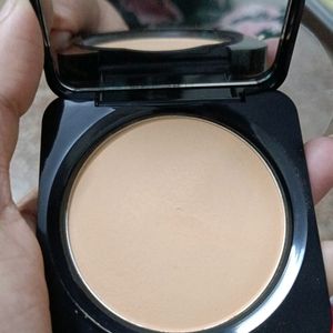 Nybae Runway radiance Compact