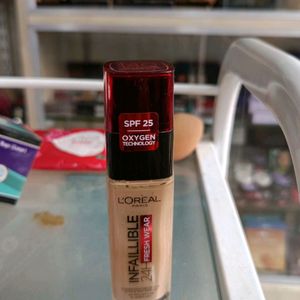 PACK OF 10 LOREAL INFALLIBLE FOUNDATION