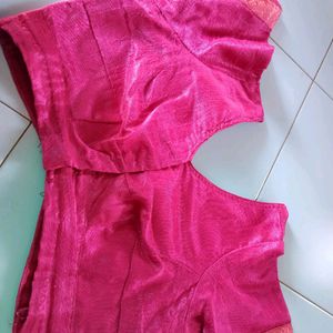 "DISCOUNT OFFER"Soft Saree With Blouse