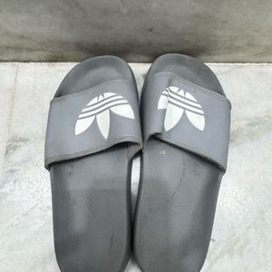 Unisex Grey & White Brand logo Printed Sliders